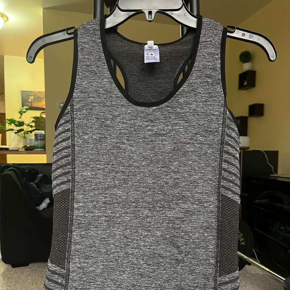active wear top